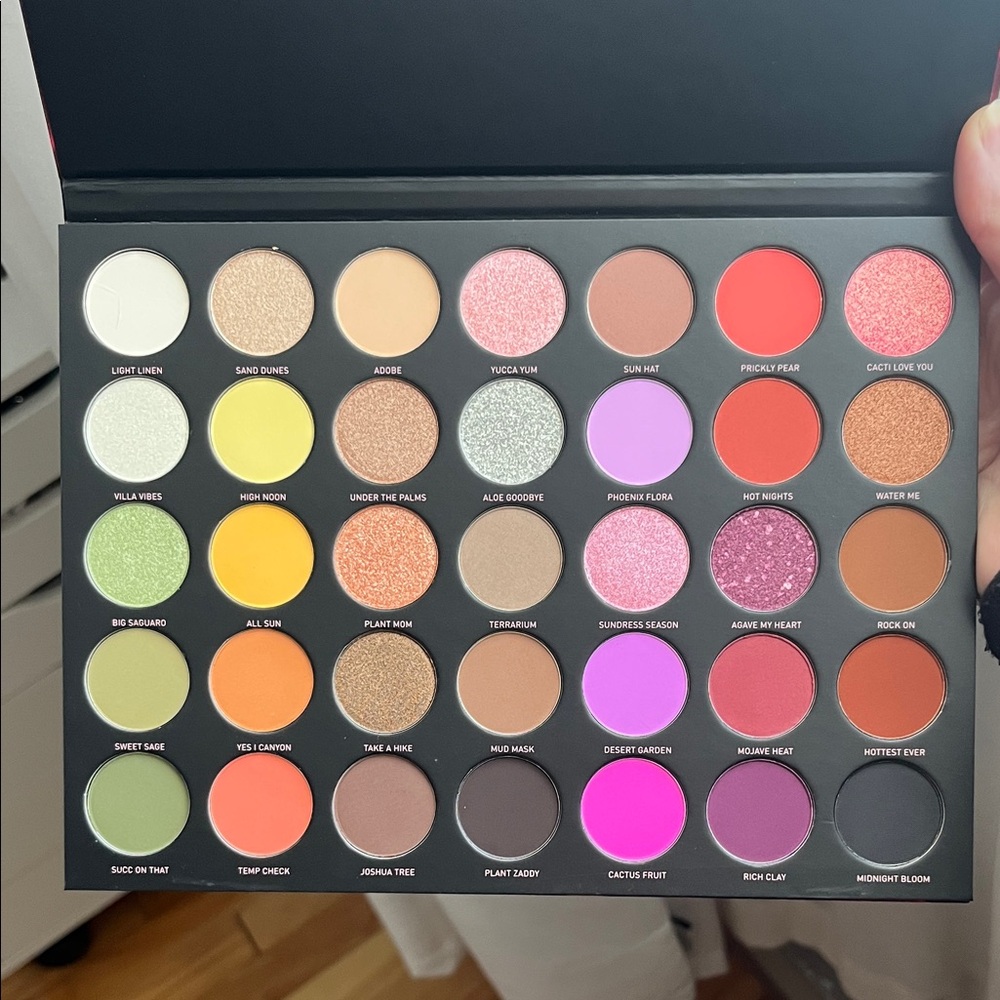 Morphe 35D Desert Bouquet palette *new*